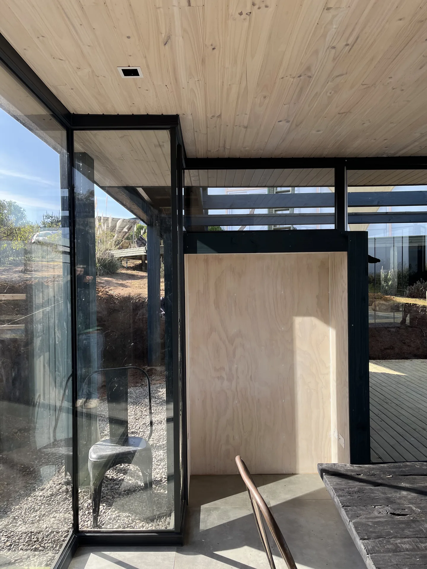 Instalación de ventanas de PVC con termopanel — Viento Norte Fachadas