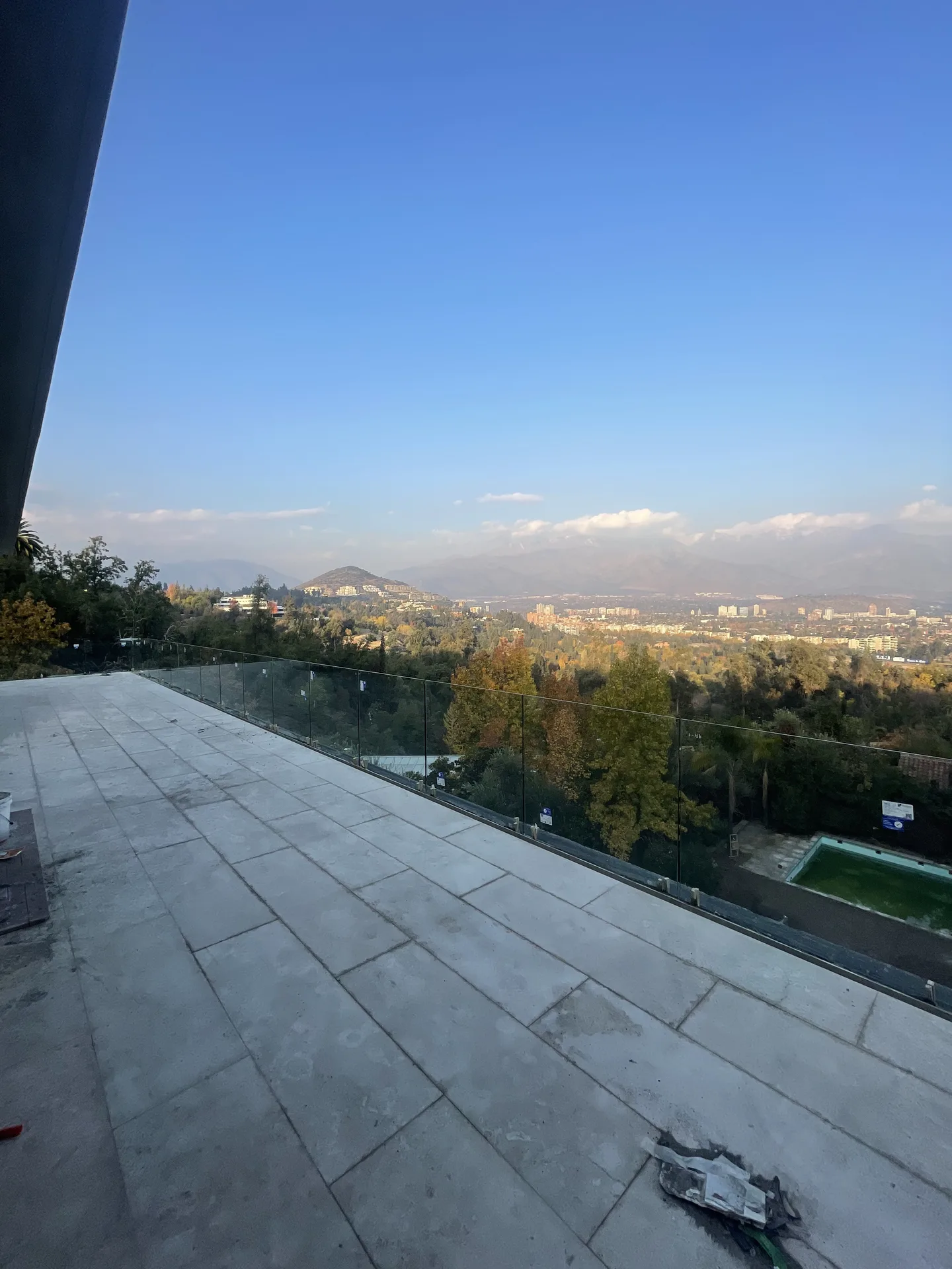 Instalación de vidrio templado — Viento Norte Fachadas